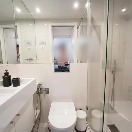 Daire Center Quiet Apartment-lapa 2 Bathroom