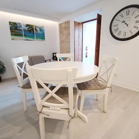 Center Quiet Apartment-lapa 2 Bathroom Daire Lisboa