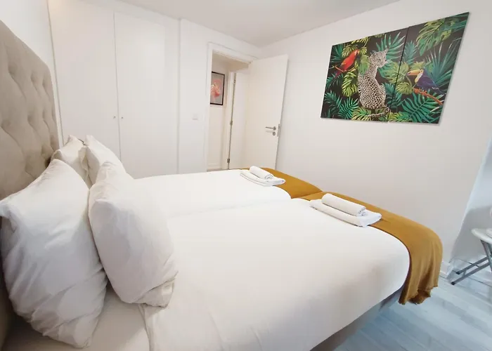 Apartament Cozy Lapa Retreat 2Br 2Ba Ideal For Couples Lizbona